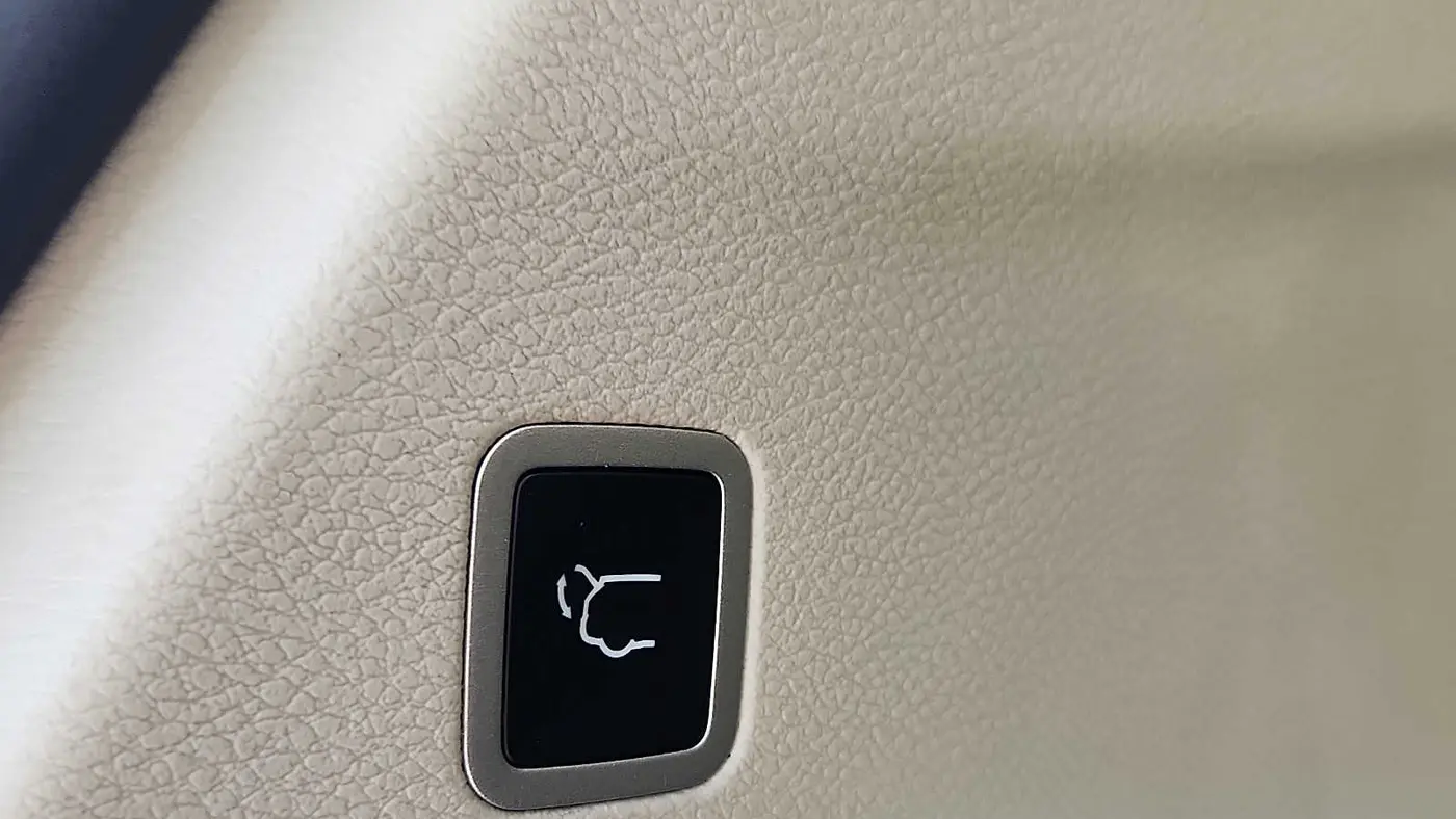 2024 Chrysler Pacifica Plug-In Hybrid Select