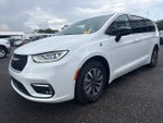 2024 Pacifica Plug-In Hybrid Thumbnail 2