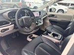2024 Pacifica Plug-In Hybrid Thumbnail 9