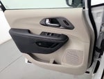 2024 Pacifica Plug-In Hybrid Thumbnail 11