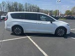 2024 Pacifica Plug-In Hybrid Thumbnail 5