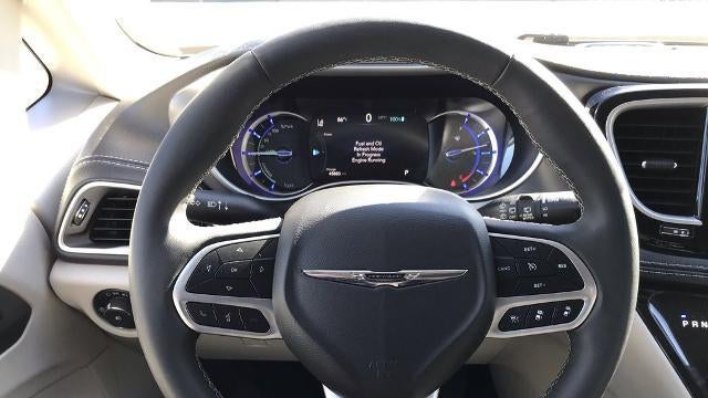 2024 Chrysler Pacifica Plug-In Hybrid Road Tripper
