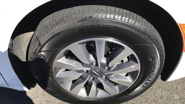 2024 Chrysler Pacifica Plug-In Hybrid Road Tripper