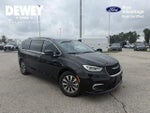 2025 Pacifica Plug-In Hybrid Thumbnail 1