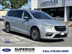 2023 Pacifica Plug-In Hybrid Thumbnail 1