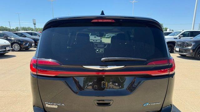 2023 Chrysler Pacifica Plug-In Hybrid Limited