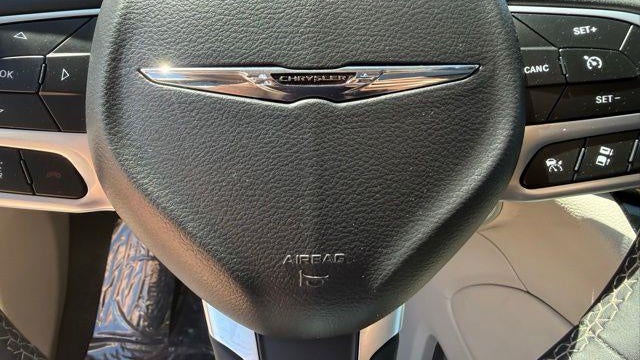 2023 Chrysler Pacifica Plug-In Hybrid Limited