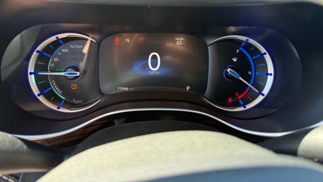 2023 Chrysler Pacifica Plug-In Hybrid Limited