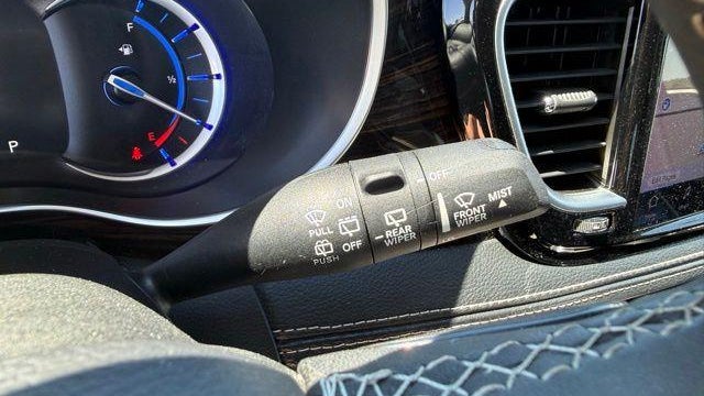 2023 Chrysler Pacifica Plug-In Hybrid Limited