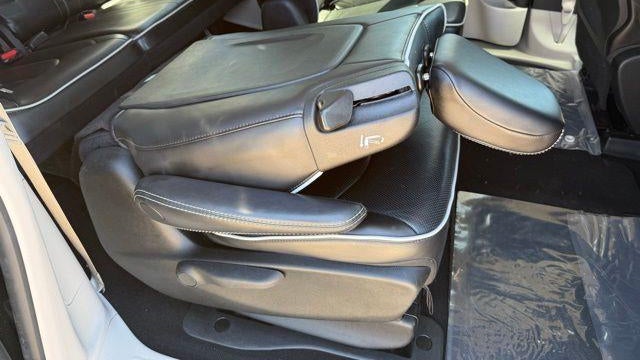 2023 Chrysler Pacifica Plug-In Hybrid Limited