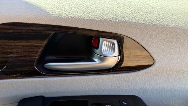 2023 Chrysler Pacifica Plug-In Hybrid Limited