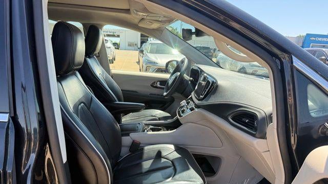 2023 Chrysler Pacifica Plug-In Hybrid Limited