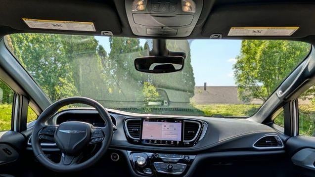 2024 Chrysler Pacifica Plug-In Hybrid Road Tripper