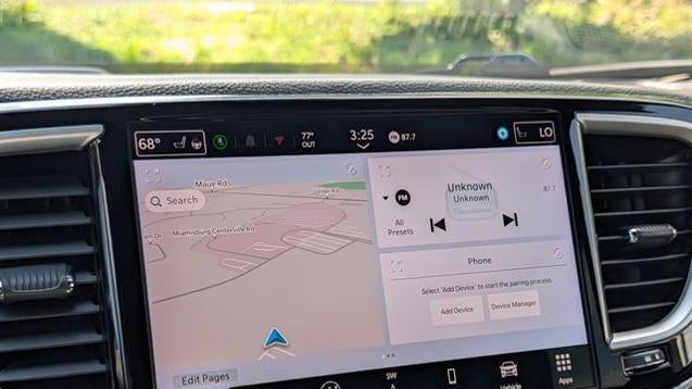 2024 Chrysler Pacifica Plug-In Hybrid Road Tripper