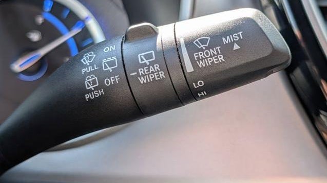 2024 Chrysler Pacifica Plug-In Hybrid Road Tripper