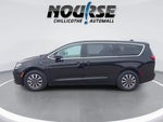 2024 Pacifica Plug-In Hybrid Thumbnail 5