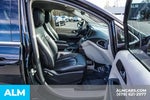 2024 Pacifica Plug-In Hybrid Thumbnail 27