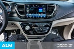 2024 Pacifica Plug-In Hybrid Thumbnail 45