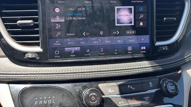 2024 Chrysler Pacifica Plug-In Hybrid Road Tripper