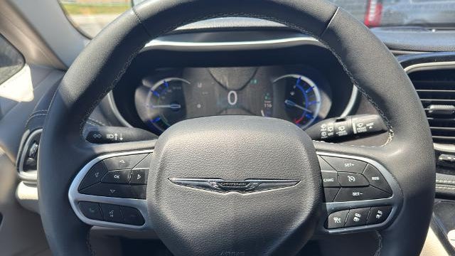 2024 Chrysler Pacifica Plug-In Hybrid Road Tripper