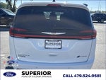 2024 Pacifica Plug-In Hybrid Thumbnail 4