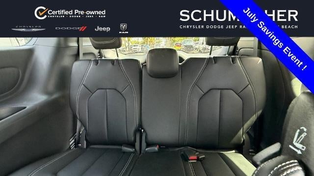 2025 Chrysler Pacifica Plug-In Hybrid Select