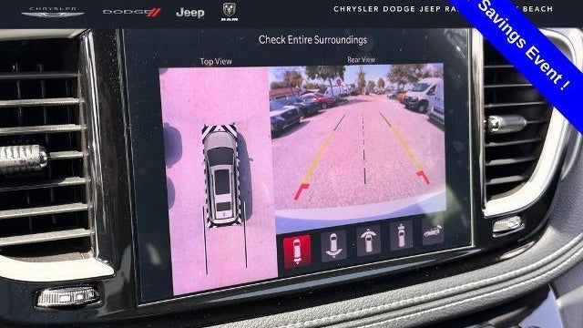 2025 Chrysler Pacifica Plug-In Hybrid Select