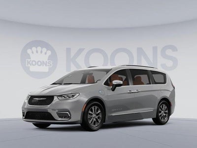 2025 Chrysler Pacifica Plug-In Hybrid Select 4DR Mini-Van
