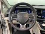 2022 Pacifica Hybrid Thumbnail 15
