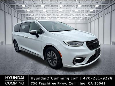 2023 Chrysler Pacifica Plug-In Hybrid Limited 4DR Mini-Van