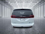 2023 Pacifica Plug-In Hybrid Thumbnail 6
