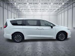 2023 Pacifica Plug-In Hybrid Thumbnail 8