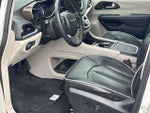 2023 Pacifica Plug-In Hybrid Thumbnail 9