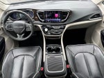 2023 Pacifica Plug-In Hybrid Thumbnail 24