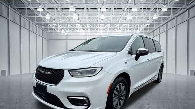 2023 Chrysler Pacifica Plug-In Hybrid Limited