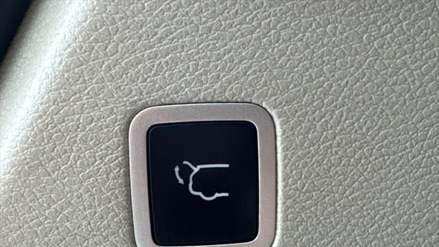 2023 Chrysler Pacifica Plug-In Hybrid Limited