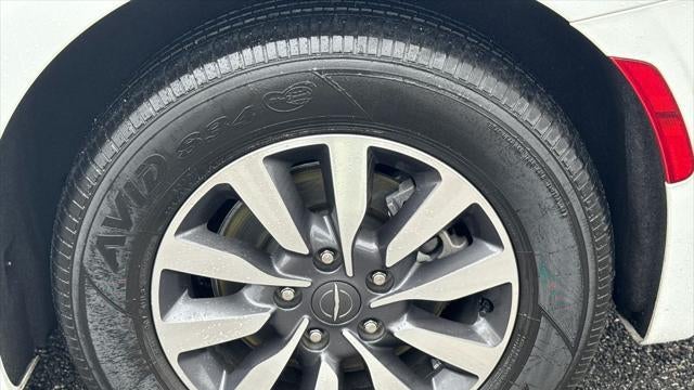 2023 Chrysler Pacifica Plug-In Hybrid Limited