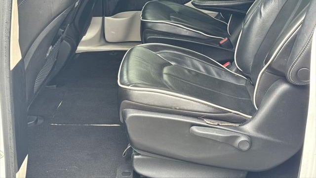 2023 Chrysler Pacifica Plug-In Hybrid Limited