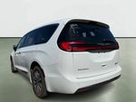 2023 Pacifica Plug-In Hybrid Thumbnail 2