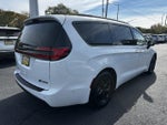 2024 Pacifica Plug-In Hybrid Thumbnail 5