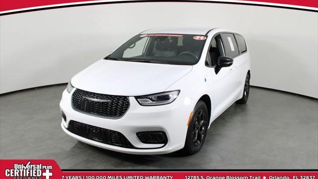 Preowned 2024 Chrysler Pacifica Plug-In Hybrid S Appearance for Sale