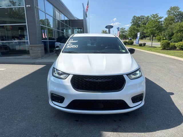 2024 Chrysler Pacifica - $30,950