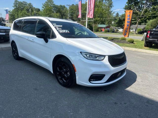 2024 Chrysler Pacifica - $30,950