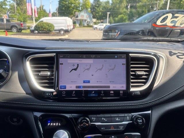 2024 Chrysler Pacifica - $23,950