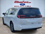 2024 Pacifica Plug-In Hybrid Thumbnail 4