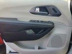 2024 Pacifica Plug-In Hybrid Thumbnail 7