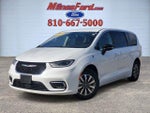 2024 Pacifica Plug-In Hybrid Thumbnail 1
