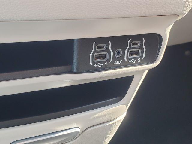 2024 Chrysler Pacifica - $22,957