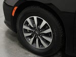 2024 Pacifica Plug-In Hybrid Thumbnail 9