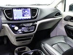 2024 Pacifica Plug-In Hybrid Thumbnail 19